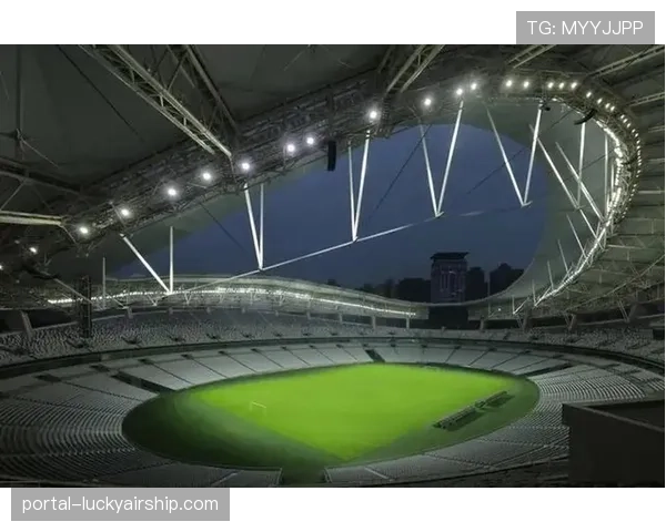 【2026年4月中超联赛·非赛事·通讯特写：上海浦东足球场的“静音”看台，为自闭症儿童家庭提供特别观赛区